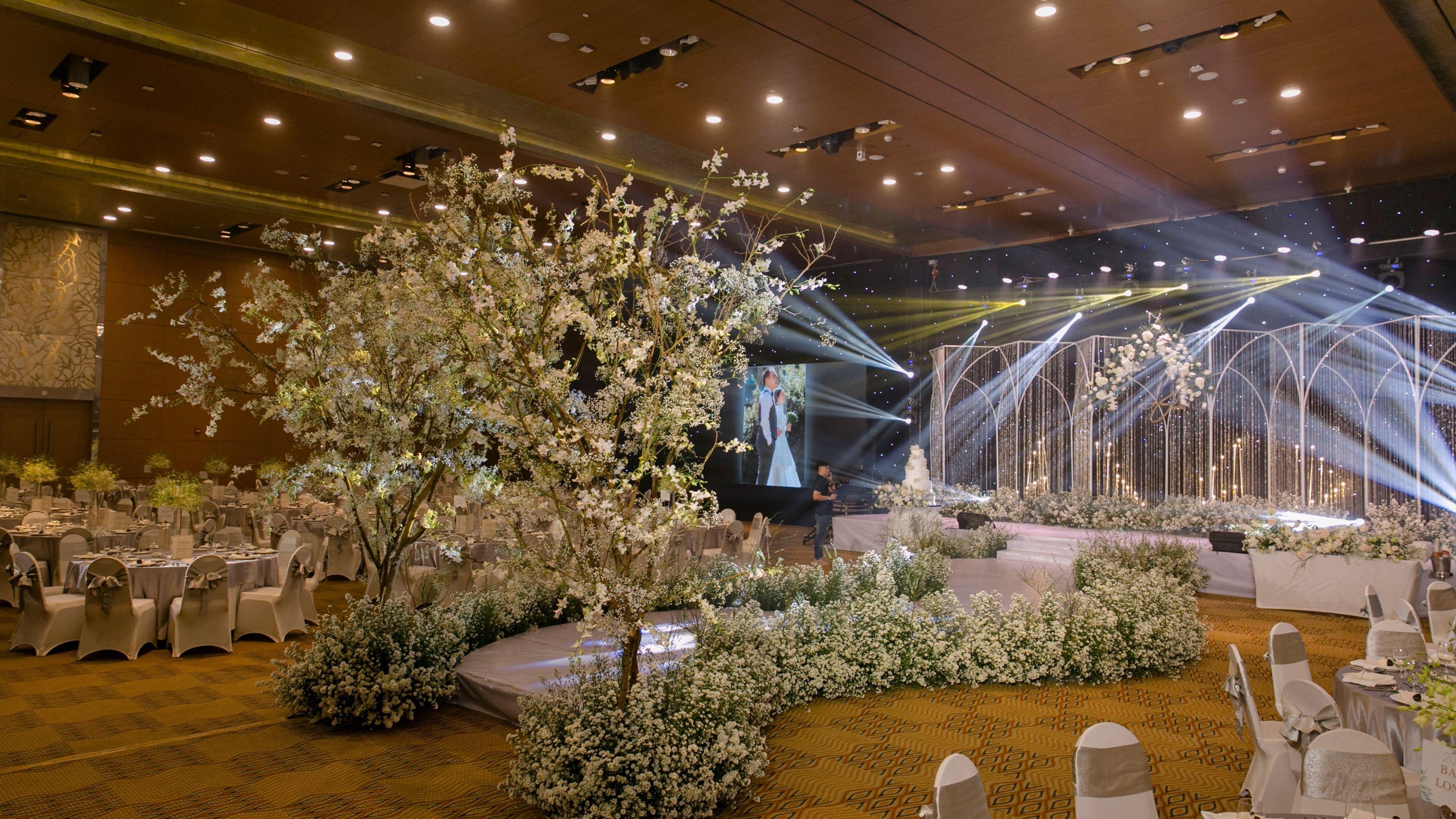 Intercontinental Sài Gòn Khách sạn 5*