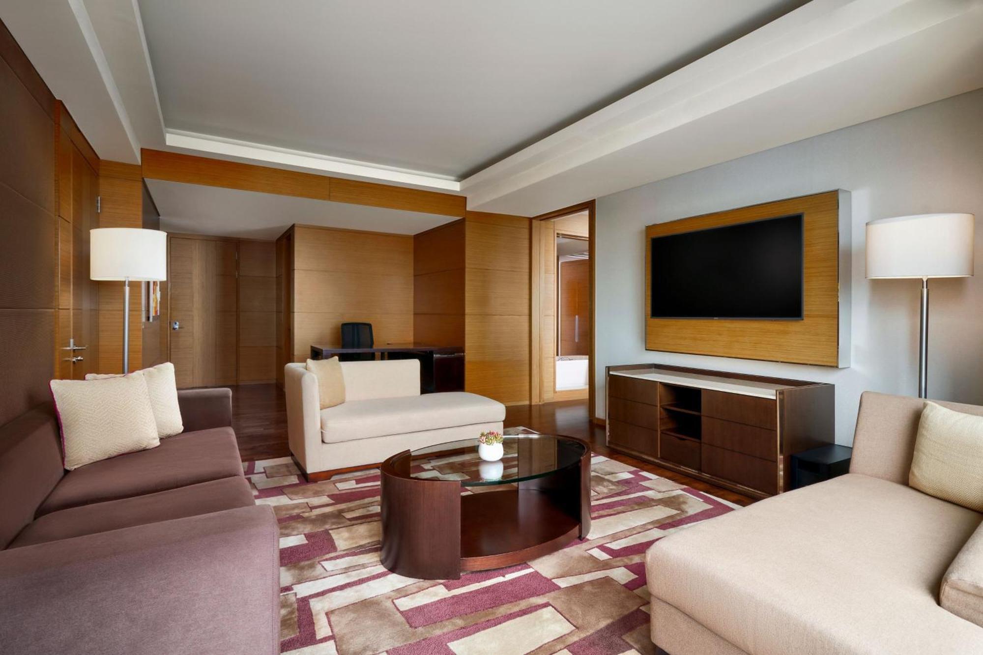 Khách sạn Intercontinental Sài Gòn 5*