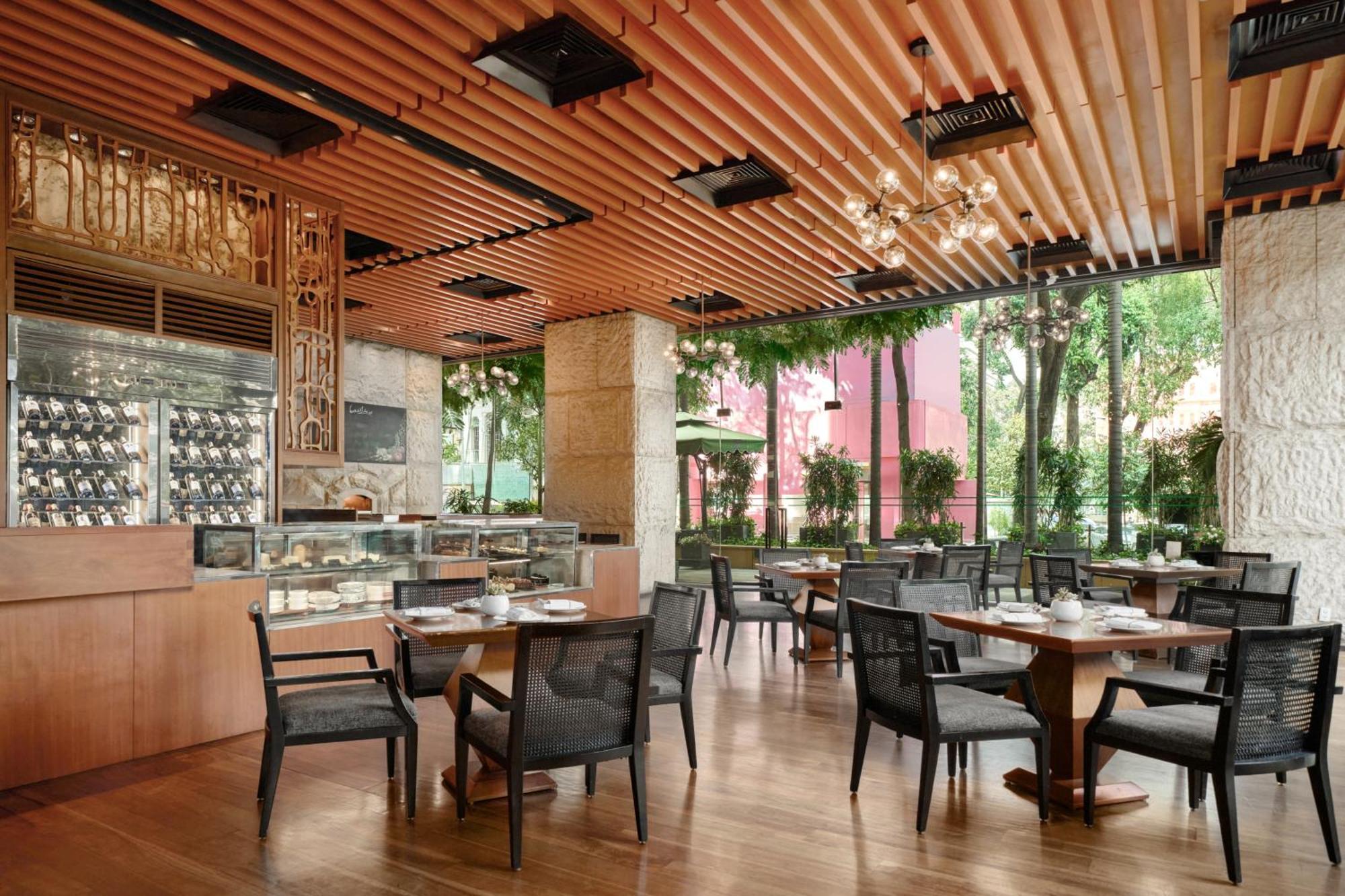 Intercontinental Sài Gòn 5* TP. Hồ Chí Minh